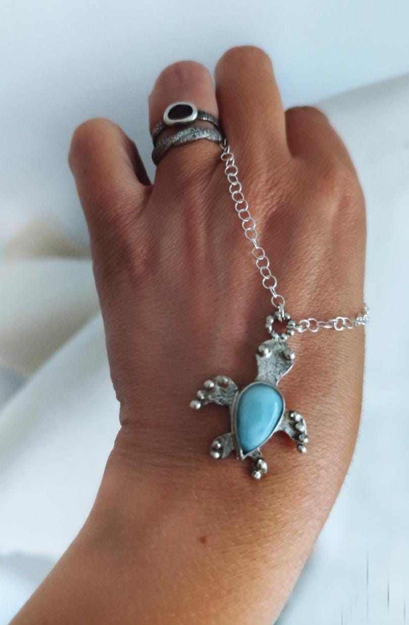 Larimar Minimal Turtle Necklace Silver
