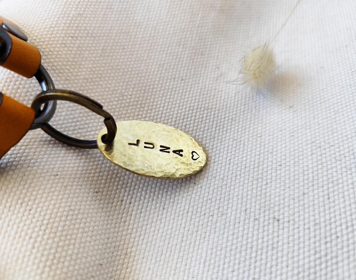 Hammered Texture Brass Oval ID Tag - Personalized Pet Tag / Key-ring Detail