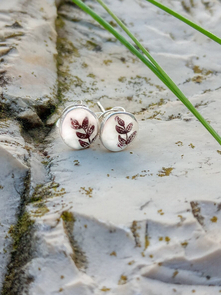 Minimalist Stud Earrings with Leafy Details