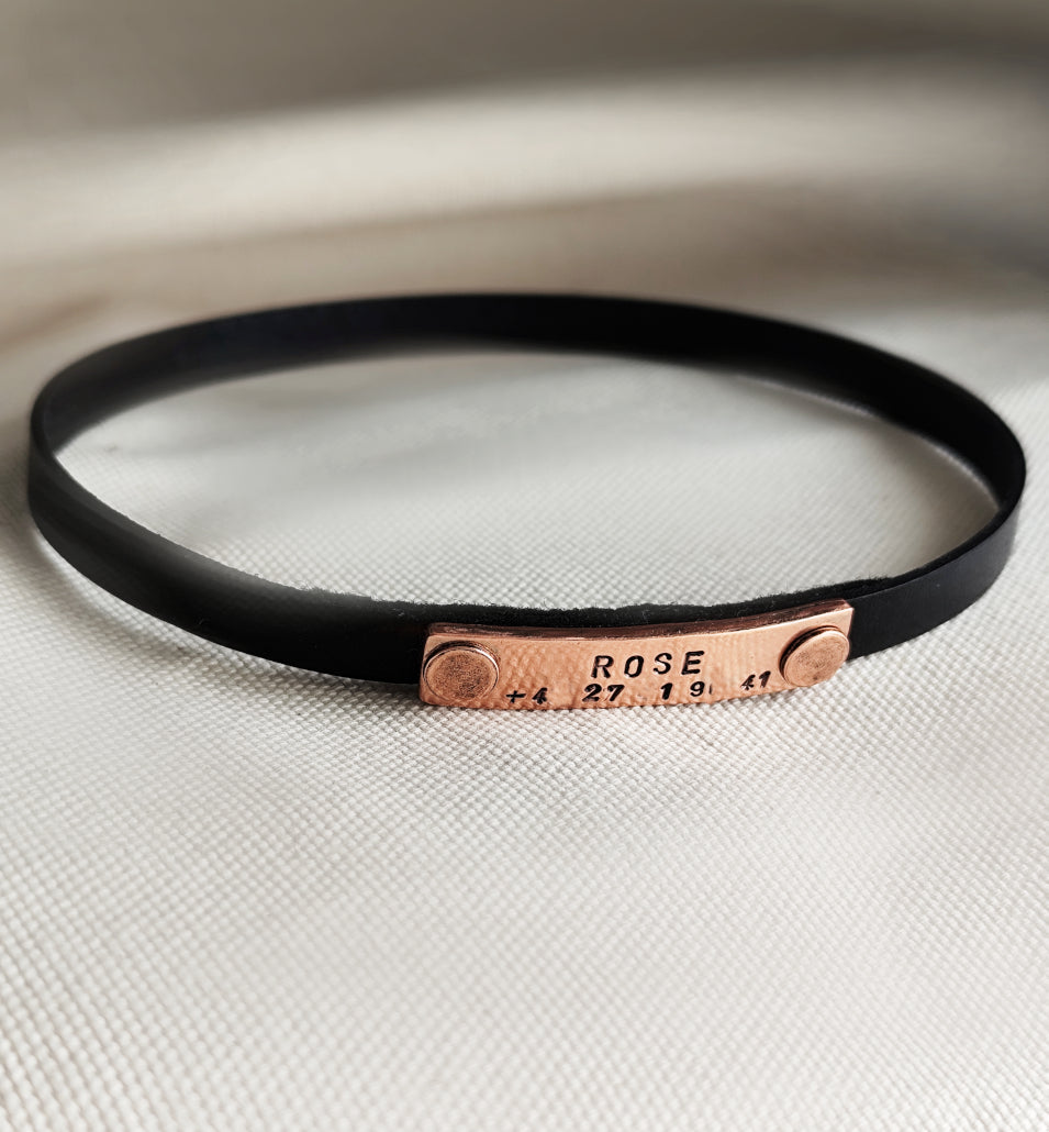 Lightweight Pet Collar with Copper Nameplate - Comfy Indoor Dog Collar w. Custom Stamped Tag