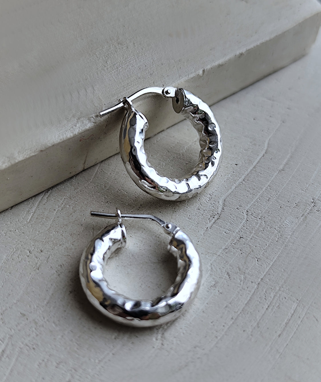Textured Large Sterling Silver Hoop Earrings, Thick Hammered Tube Classic Hoop Earrings Silver 925, Minimal Jewellery for Him /for Her, Créoles Ag925